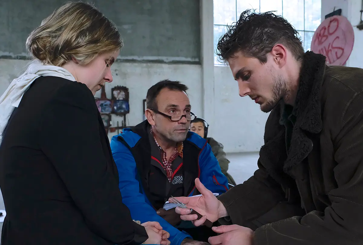 Schauspieler des Artrium bei einer Filmprobe vor der Kamera