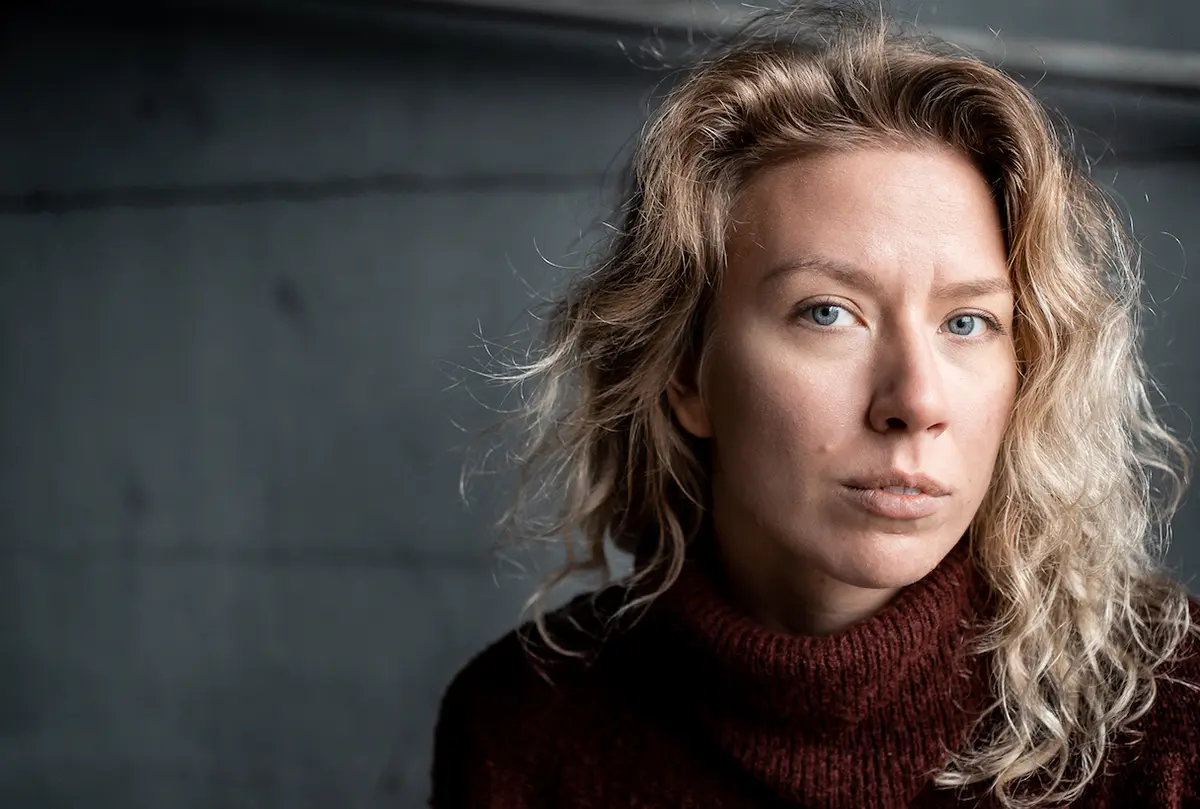 Porträt von Alina Hill, Körpertheater, Yoga am Artrium
