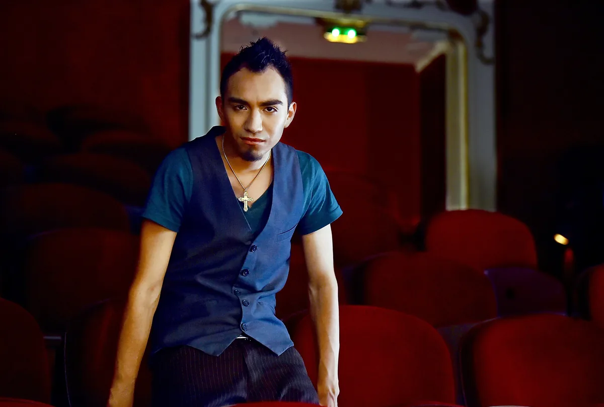 Fernando Ost, Absolvent der Artrium Schauspielschule Hamburg