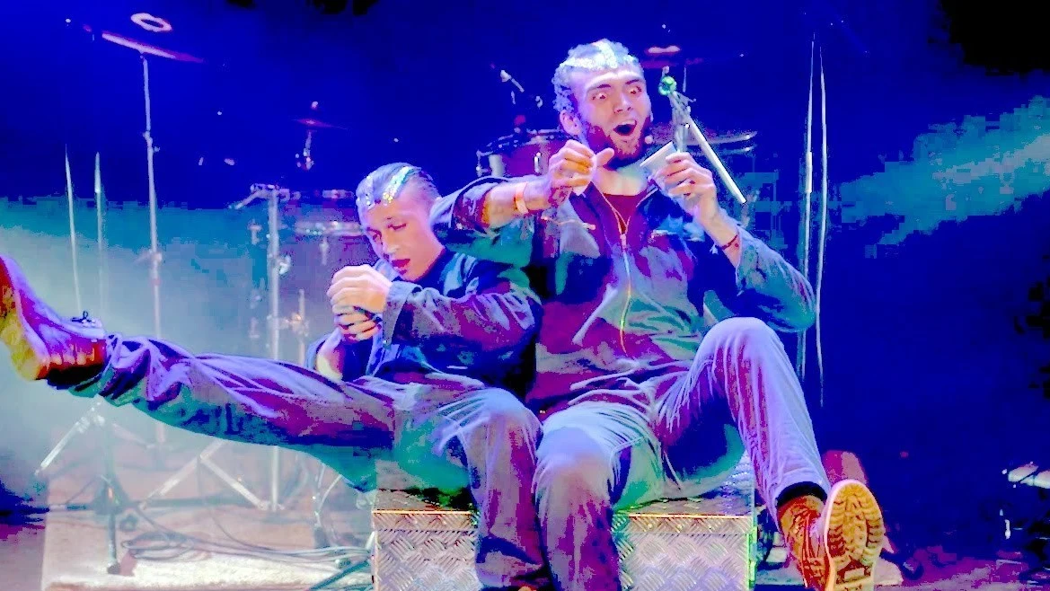 Vorschaubild zur Performance »Rakete«